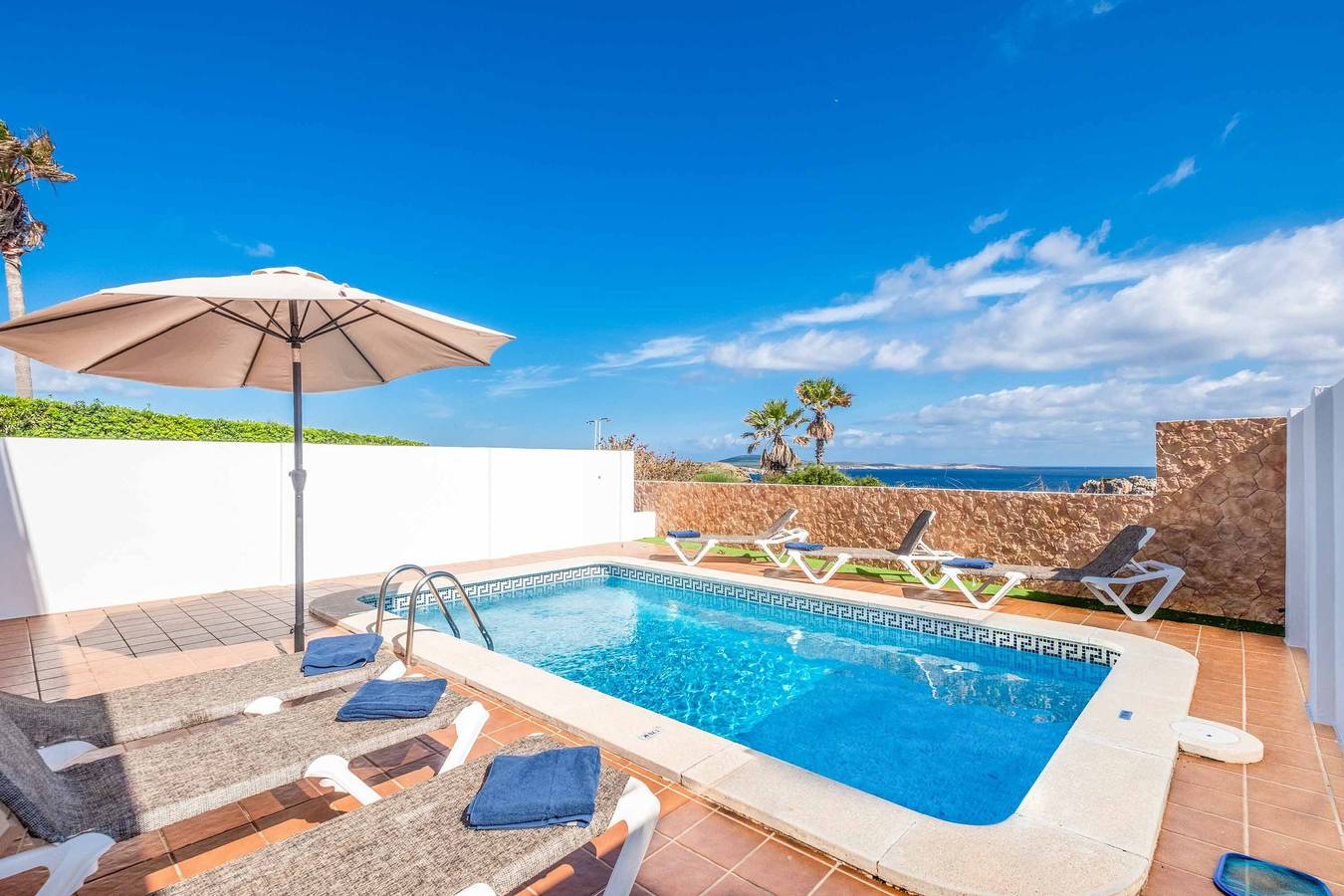 Villa pour 6 personnes avec terrasse in Arenal d'en Castell, Es Mercadal
