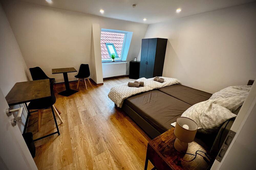 Ganze Wohnung, Zentral & Modern: Zimmer im Herzen Oldenburgs(6p) in Oldenburg, Niedersachsen