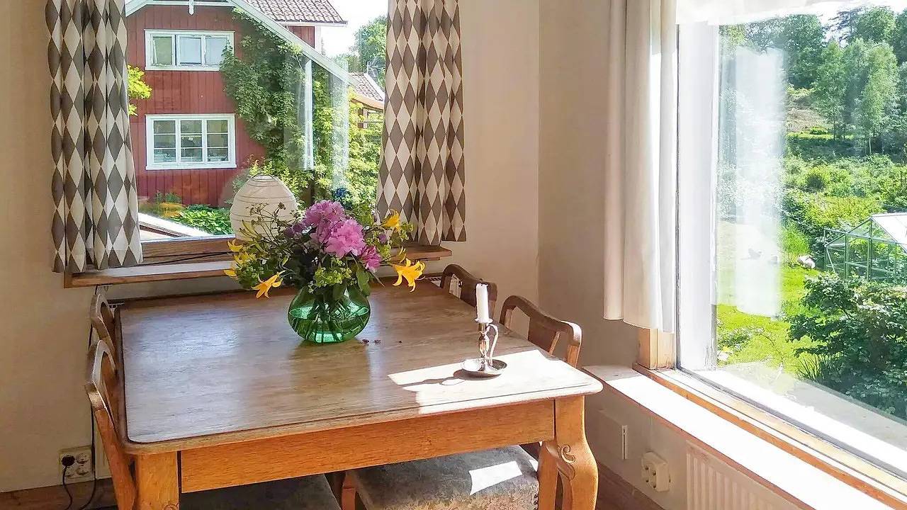 Hus för 6 Personer med terass in Skallsjö distrikt, Lerum