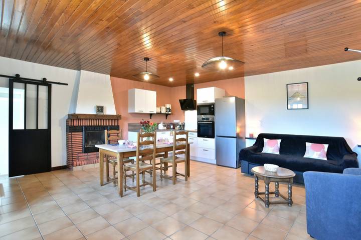 Gîte pour 4 personnes, avec jardin et terrasse à Saint-Marcan - 4