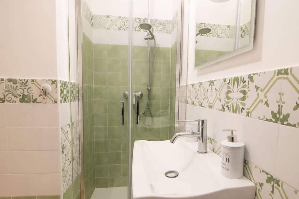 Ganze Wohnung, Alighieri by Interhome in Bolsena, Bolsenasee
