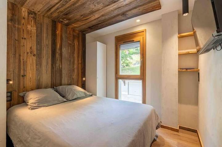 Entire apartment, Renovated apartment close to the village and the slopes in La Clusaz, Annecy region
