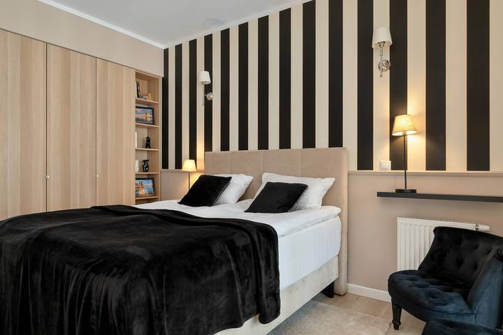 Ganze Ferienwohnung, Elegant Studio with Balcony | Granary Island in Danzig, Zatoka Gdańska