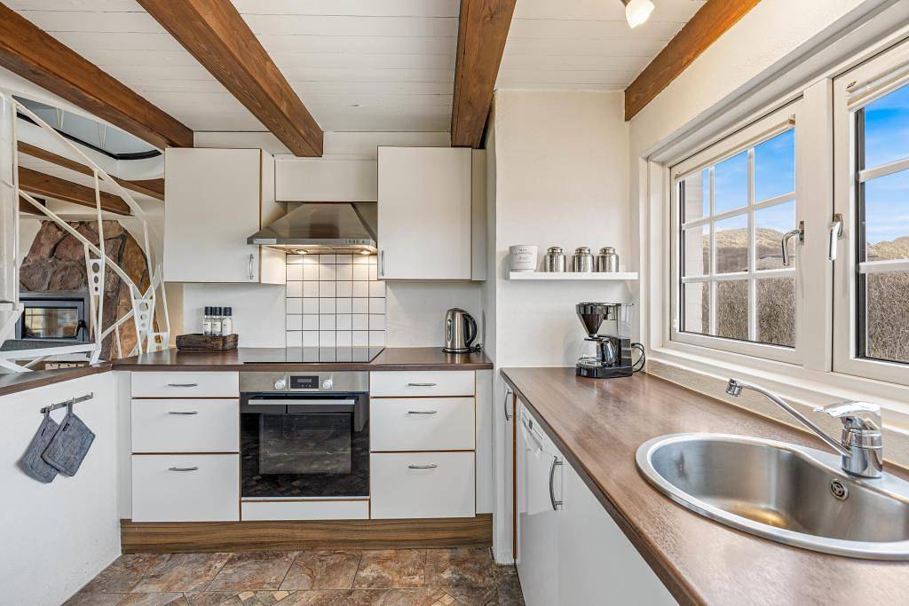 Ferienhaus mit Reetdach, nah am Strand, für Urlaub mit Hund in Skodbjerge, Årgab