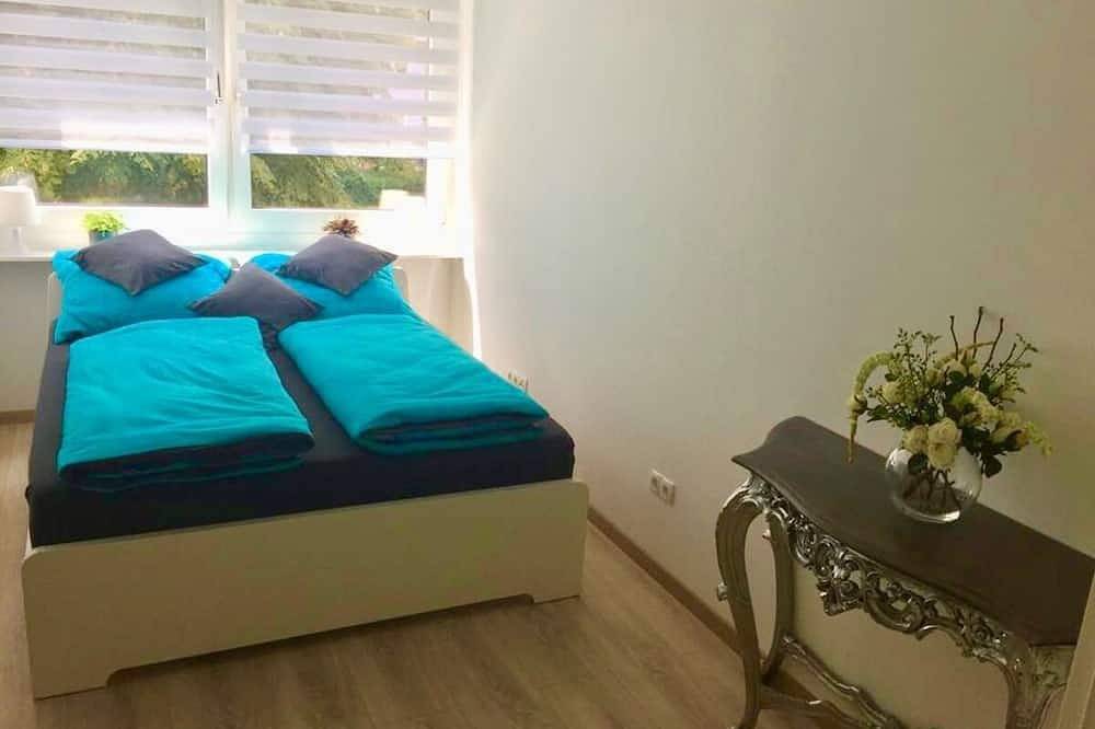 Ganze Wohnung, Kl25: Newly renovated Apartment centrally located in Kaiserslautern in Kaiserslautern, Saar-Nahe-Bergland