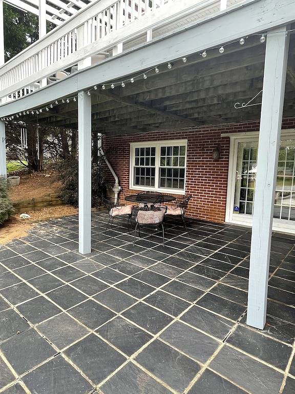 All the comforts of home in a gorgeous, relaxing lakefront home in Lake Gaston