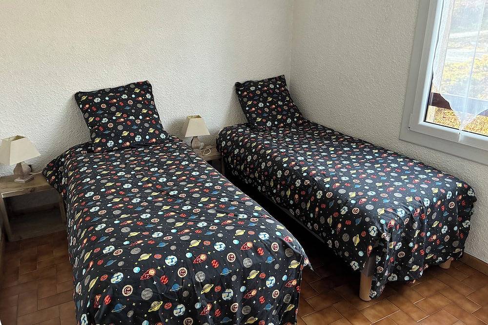 Entire apartment, T2 apartment Come and recharge your batteries in a quiet, leafy setting in Embrun, Écrins National Park