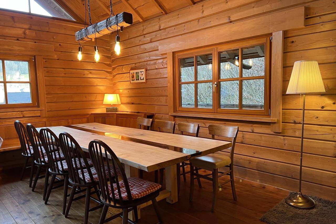 Schwarzwald Blockhaus - Sauna - Kamin - mit Bettwäsche und Handtücher in Schenkenzell, Kinzigtal