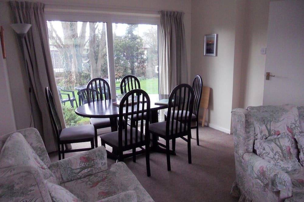 Charming  Bungalow  , much upgraded  Near a beach ,farm shop and steam railway in Williton, Somerset