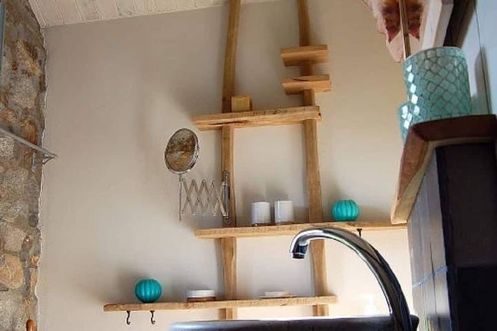 Location de vacances pour 3 personnes, avec jardin et terrasse à Arleuf - 3