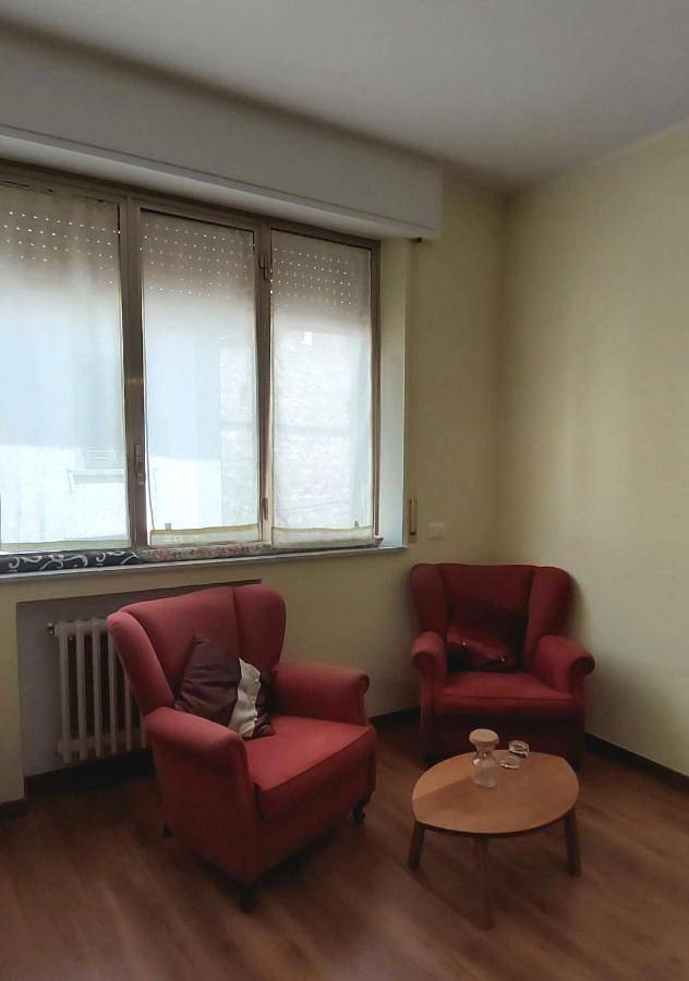 Large Double Room in Chianciano Terme, Province de Sienne
