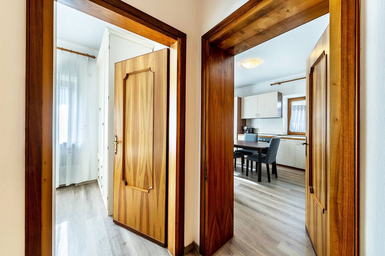 Entire apartment, Apartment 'Casa Da Rin Elena' with Mountain View, Private Garden and Wi-Fi in Auronzo di Cadore, Sexten Dolomites