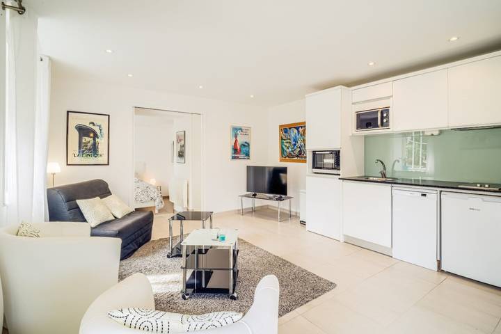Gîte pour 2 personnes, avec terrasse et jardin, adapté aux familles à La Forêt-Fouesnant - 4