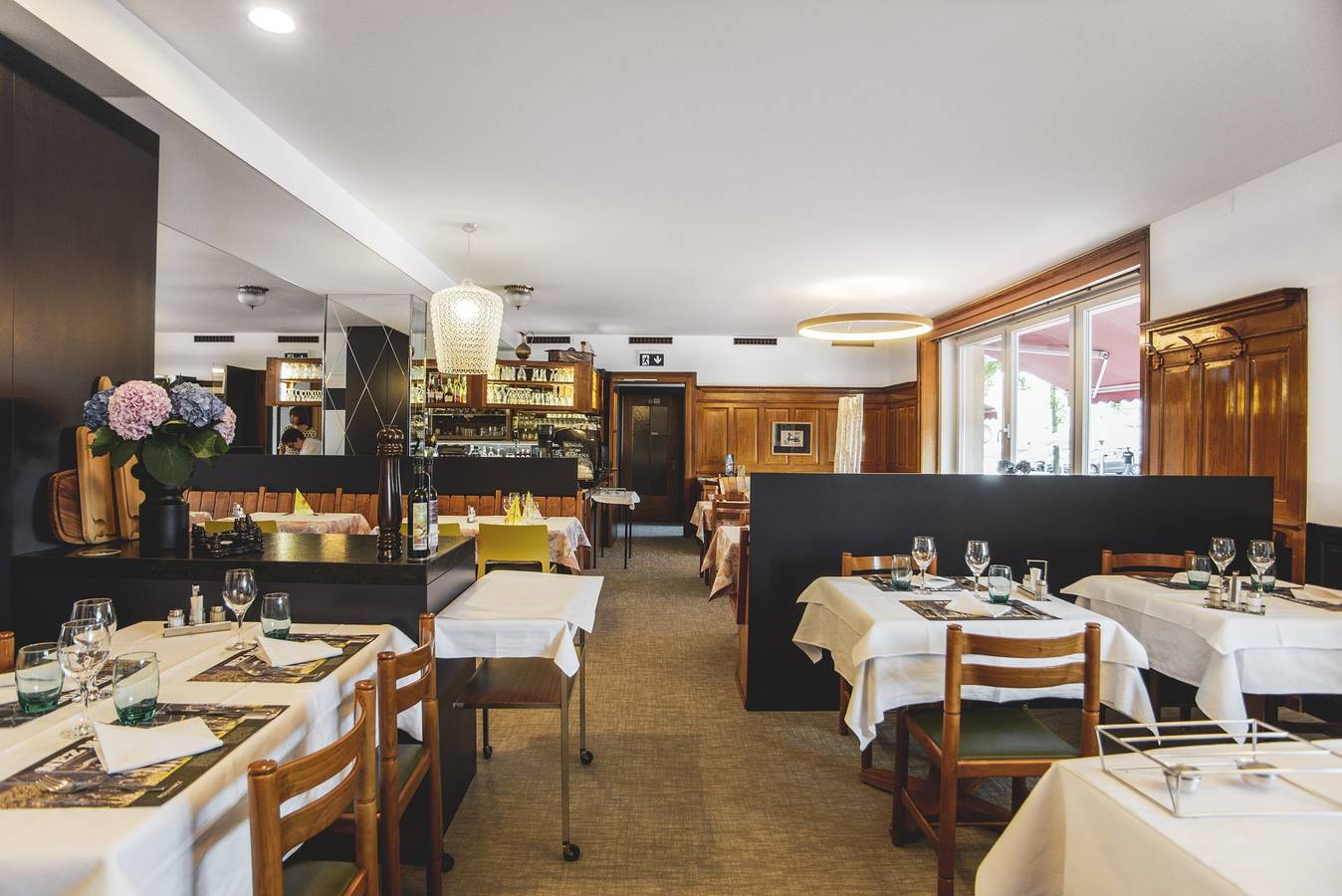 Hôtel Victoria - 2-Bettzimmer mit Badezimmer in Delémont, Kanton Jura