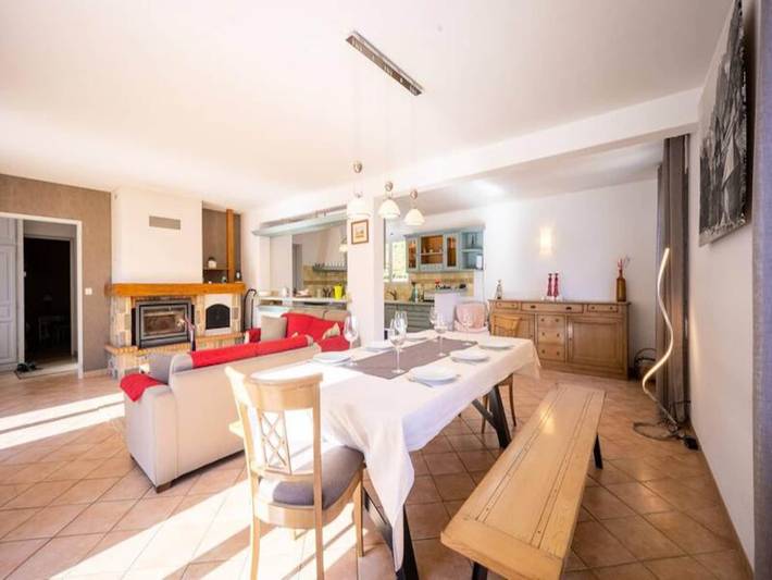 Gîte pour 10 personnes, avec terrasse à Génos - 3