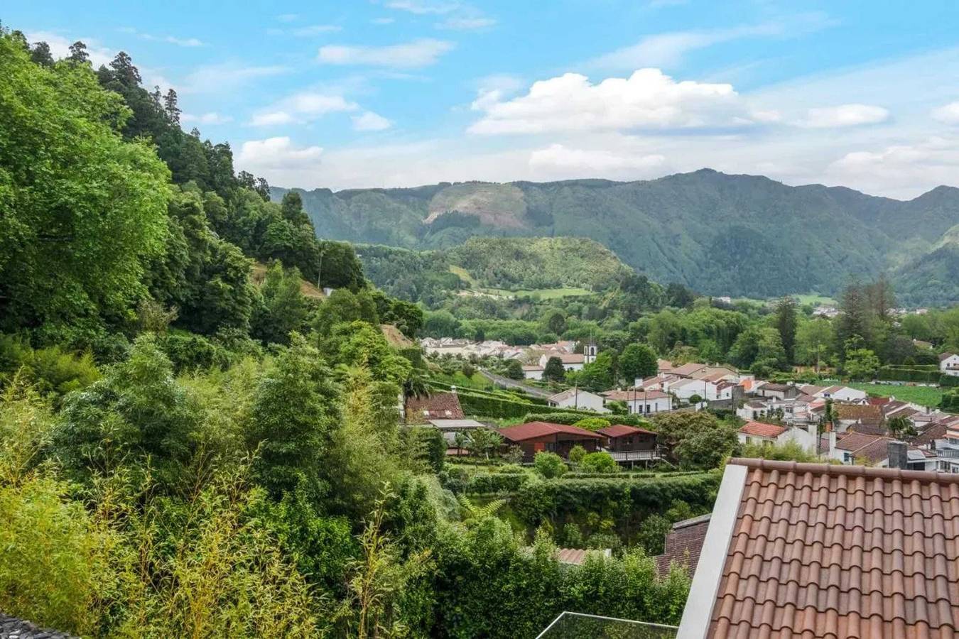 Gemütliches Haus in Furnas mit Bergblick in Furnas-See, Furnas