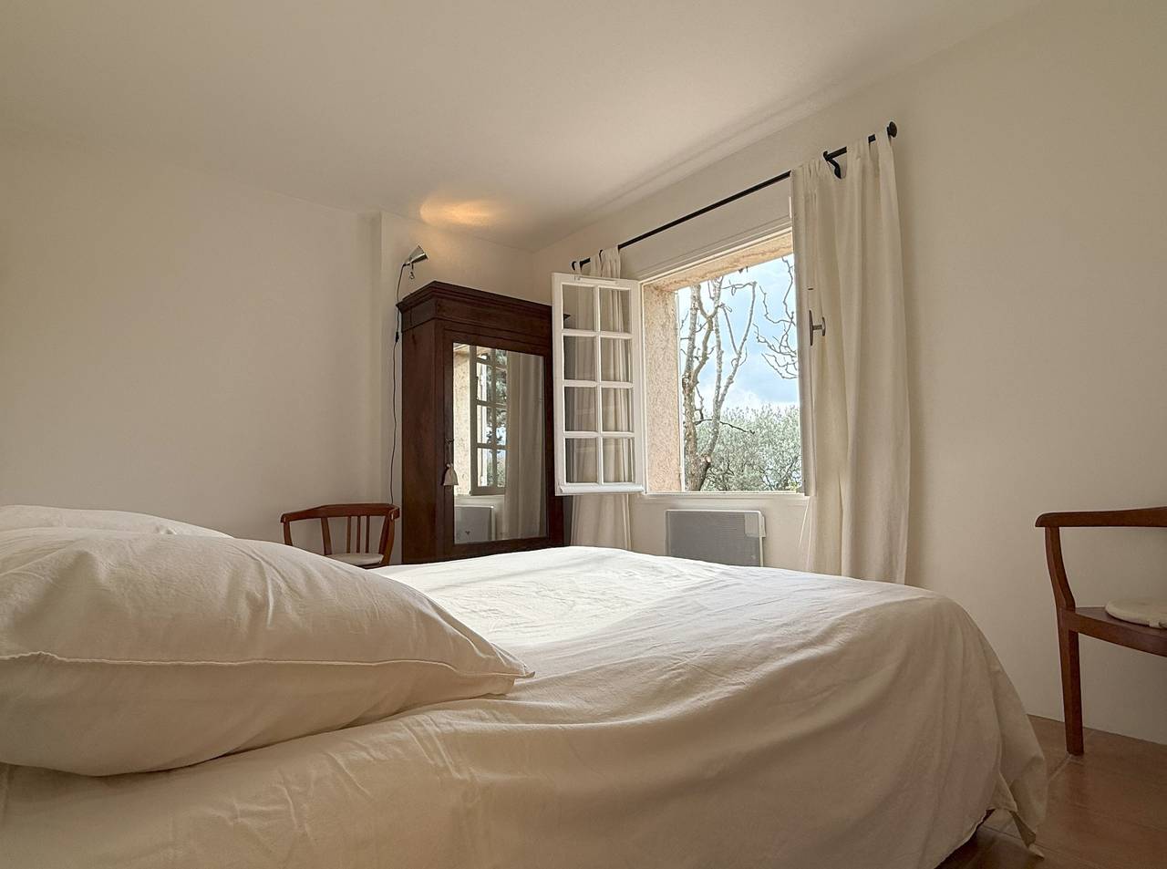 Gîte Mas Bel Air  in Lourmarin, Parc naturel régional du Luberon