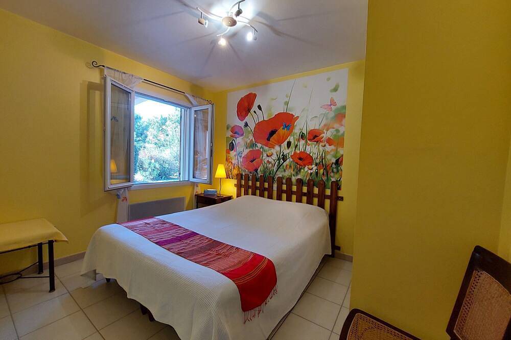 Unique ! Comfortable Villa in Provence, Private Pool 30 °, superbe environnement in Mazan, Parc naturel régional du Mont-Ventoux