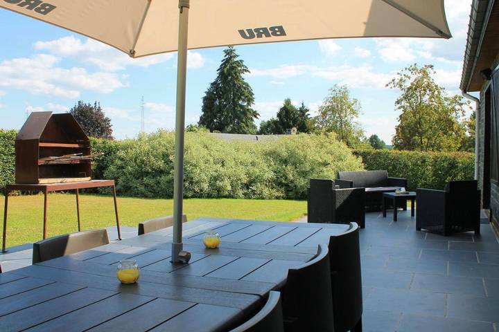 Location de vacances pour 6 personnes, avec terrasse et jardin, animaux acceptés à Sainte-Ode - 4