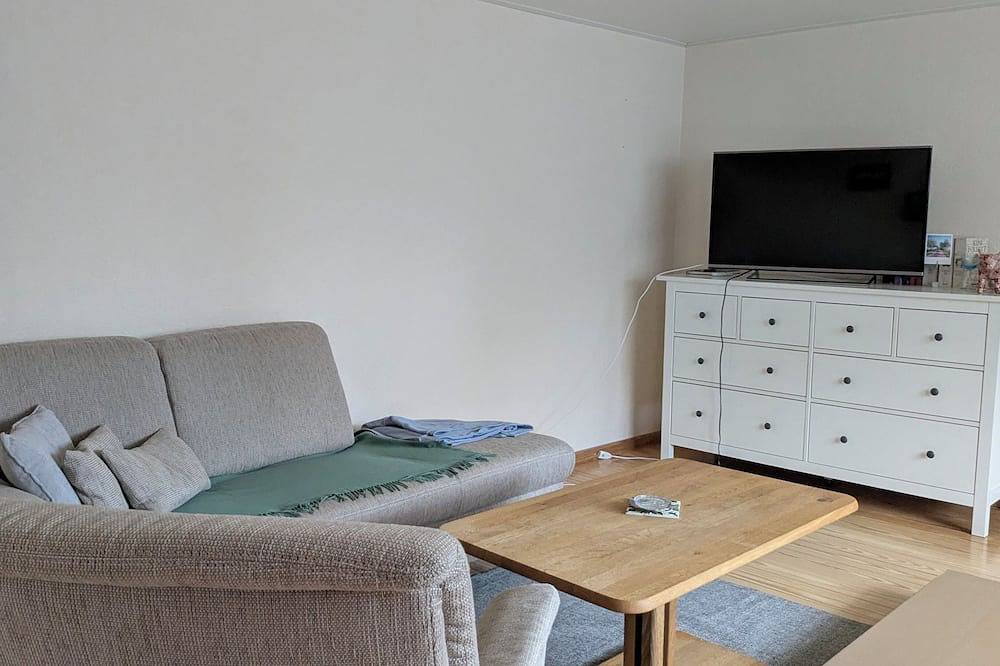 Gemütliches Ferienhaus zwischen Wald und See in Päwesin, Westhavelland