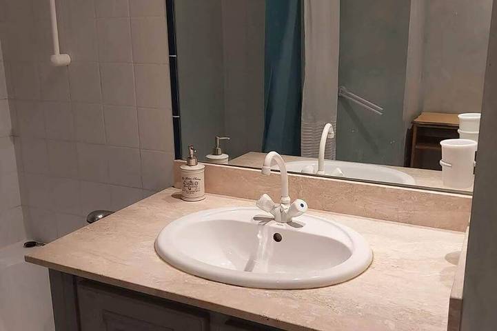 Château pour 3 personnes, avec piscine et jardin dans la Drôme - 2