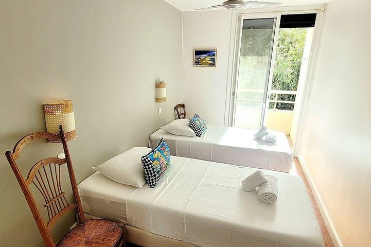 Gîte pour 4 personnes, avec balcon dans Plage de la Bouillabaisse - 4