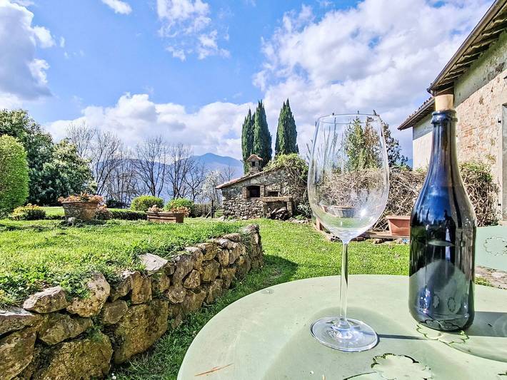 Location de vacances pour 8 personnes, avec jardin, animaux acceptés à Barga - 2