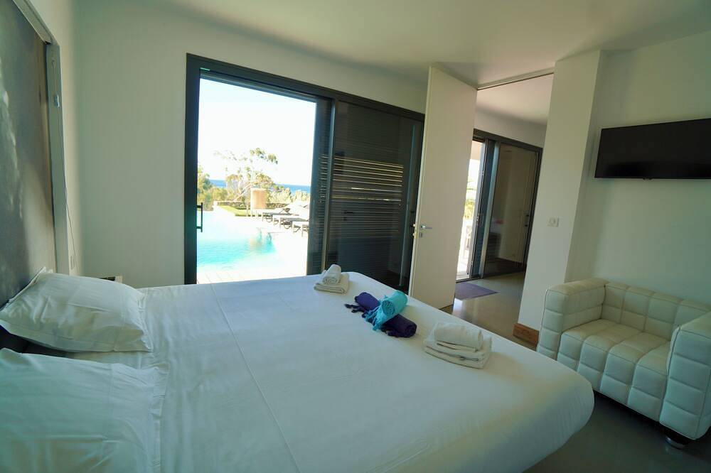 Saint Florent belle maison Contemporaine d'Architecte in Saint-Florent, Région de Calvi