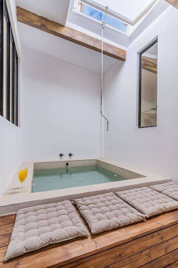 Apartamento de vacaciones para 4 personas, con piscina y jacuzzi - 1