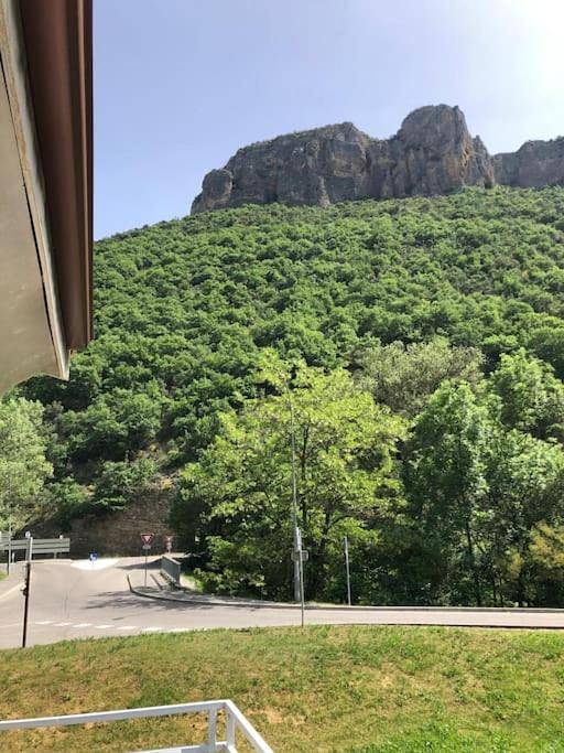 Gîte pour 2 personnes, avec Balcon ainsi que Terrasse et Piscine dans Thermes de Digne les Bains - 3