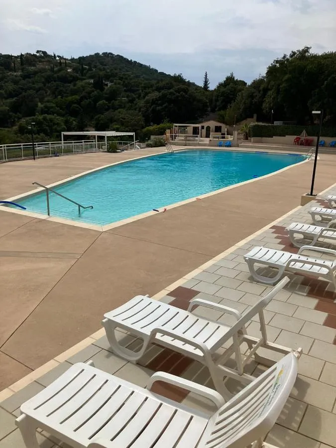 Casa rural para 4 personas, con jardín además de vistas y piscina - 1
