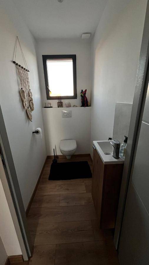 Location de vacances pour 2 personnes, avec terrasse ainsi que piscine et jardin à Châteauneuf-de-Gadagne - 3