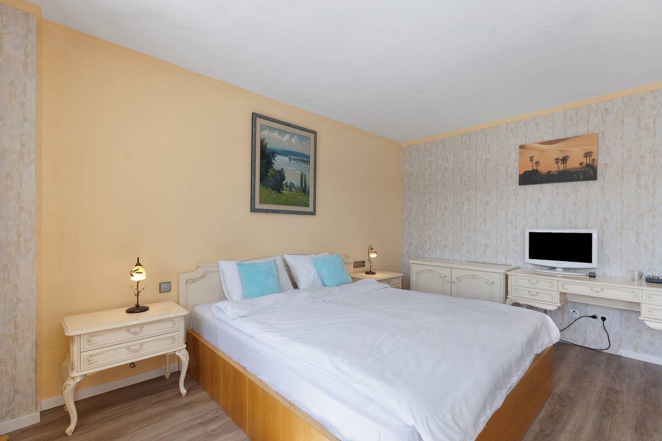 3- Bett Familienzimmer , 36 m² mit Seeblick und Jacuzzi in Reichenau, Untersee