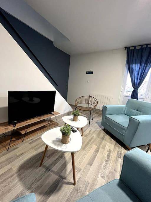 Appartement entier, Two-Bedroom Apartment in Orchies, Département Nord