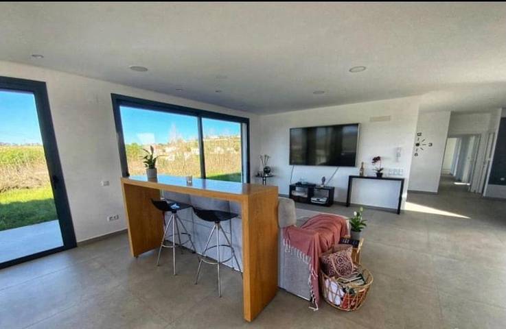 Casa de férias para 6 pessoas, com piscina e terraço e ainda vista em Bombarral
