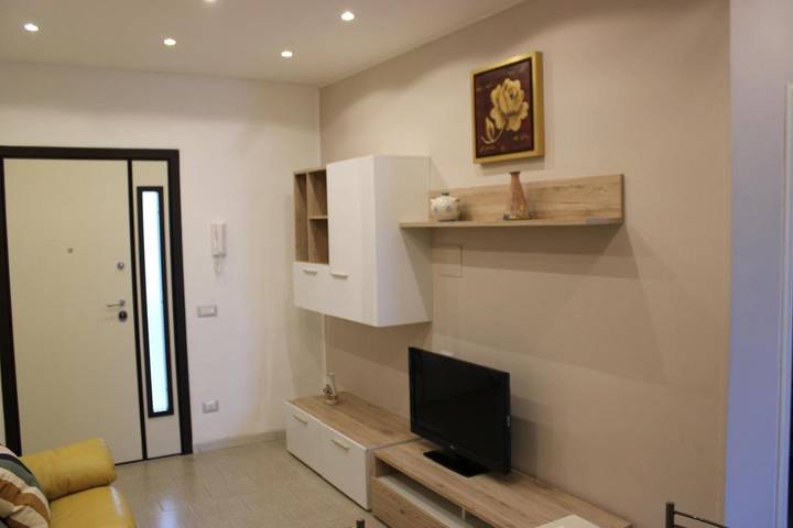 Villa pour 4 personnes, avec jardin, animaux acceptés à Bari - 2