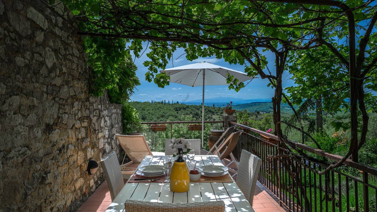 Ganze Wohnung, Casa Vecchia at Montebuoni in Gaiole in Chianti, Chianti