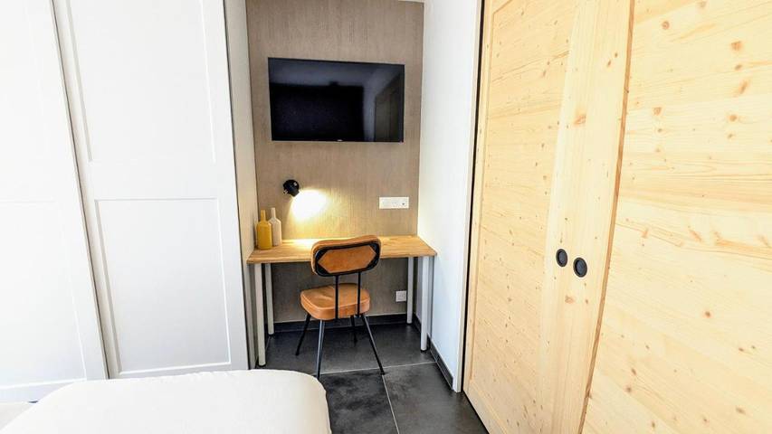 Gîte pour 4 personnes, avec jardin à Craponne - 4