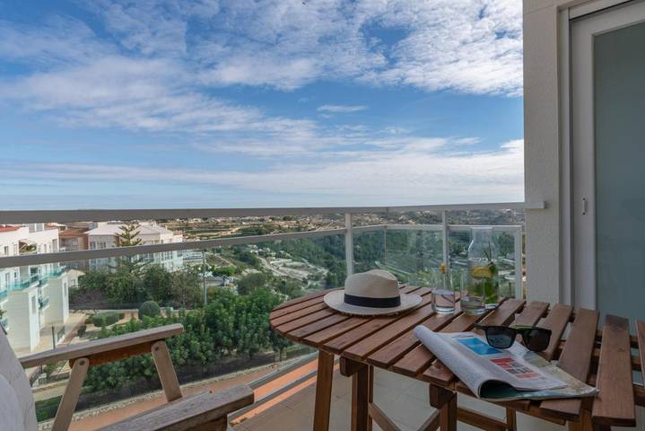 Apartamento de vacaciones para 4 personas, con piscina además de terraza y vistas - 1