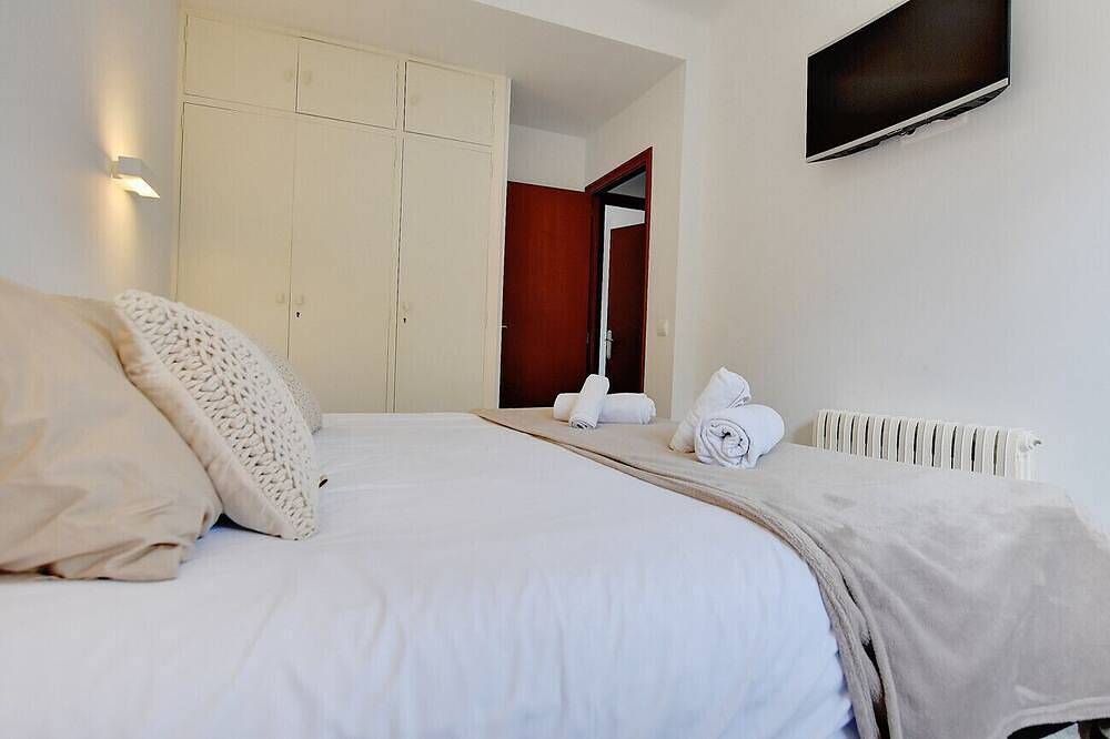 Villa Can Benavent by Slow Villas in Can Pastilla, Palma