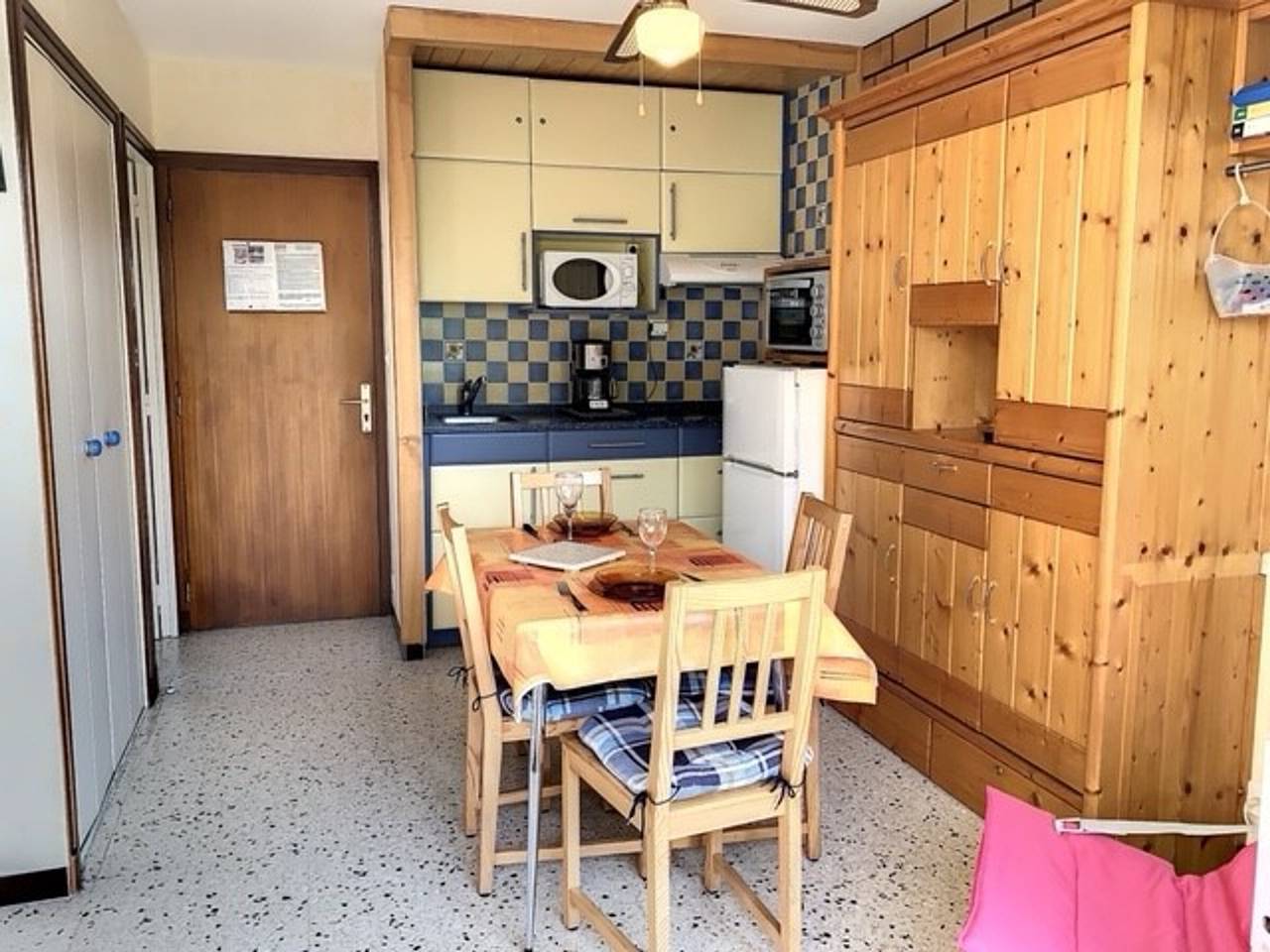 Entire studio, Cozy apartment near thermal baths, pets allowed in Balaruc-les-Bains, Mediterranean Coast (France)