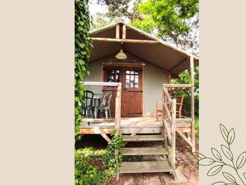 Bungalow pour 2 Personnes dans Ceyrat, Région de Clermont-Ferrand, Photo 2