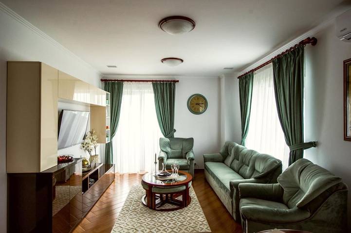 Appartement de vacances pour 6 personnes, avec Balcon et Terrasse ainsi que Vue sur le lac et Vue