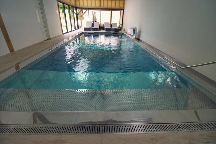 Chambre d’hôte pour 2 personnes, avec Terrasse et Jardin ainsi que Piscine et Sauna