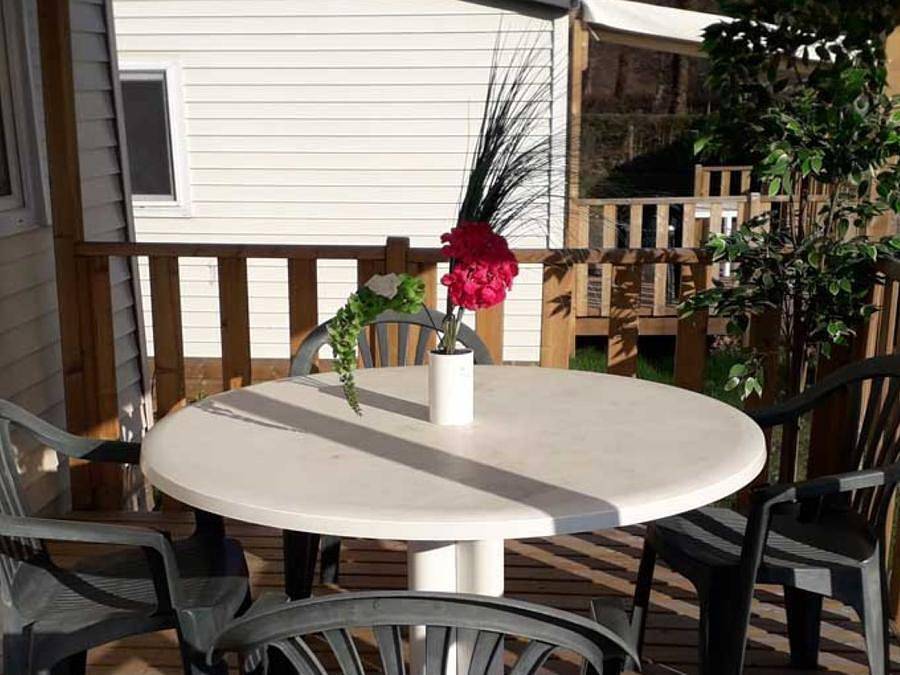 Camping la Marmotte - Mobilhome 4 personnes - Mobil-home - 24 m² - 2 chambres in La Bourboule, Parc naturel régional des Volcans d'Auvergne