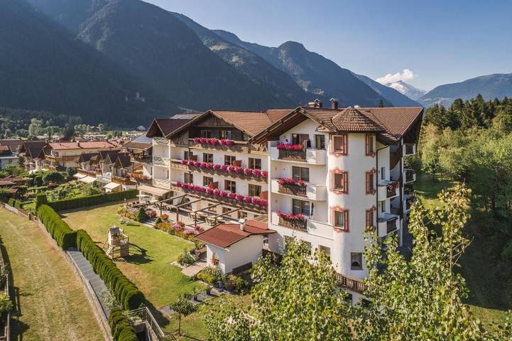 Hotel für 2 Personen, mit Garten und Sauna sowie Ausblick in Gais
