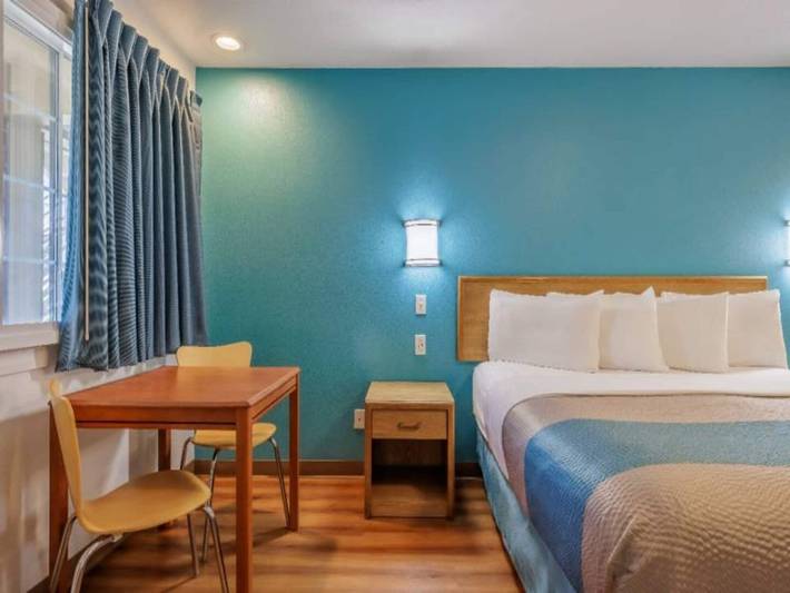 Apartamento entero, 1 cama king size | No fumadores, microondas in Condado de Clackamas