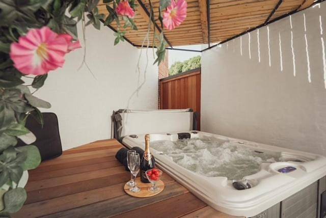 Gîte pour 4 personnes, avec jacuzzi et terrasse à Pepinster