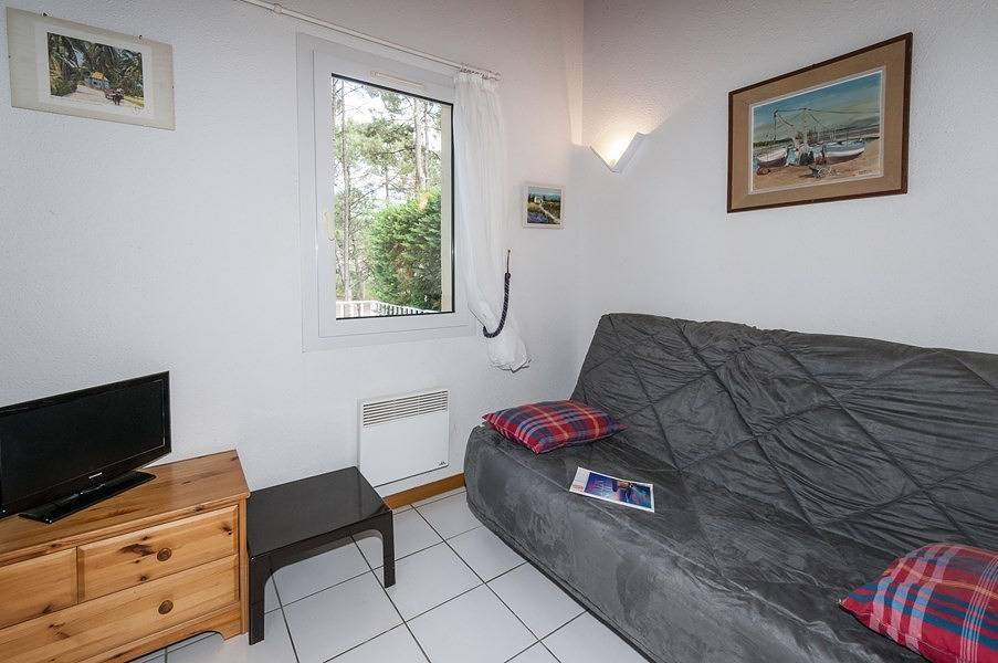 Entire vacation apartment, House for 6 people, residence with coollective pool, Lacanau Ocean in Lacanau Ocean, Lacanau