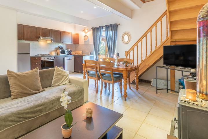 Location de vacances pour 11 personnes, avec Jardin à Bordes